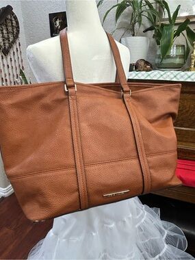 Steve Madden Tan Pebbled Leather Tote